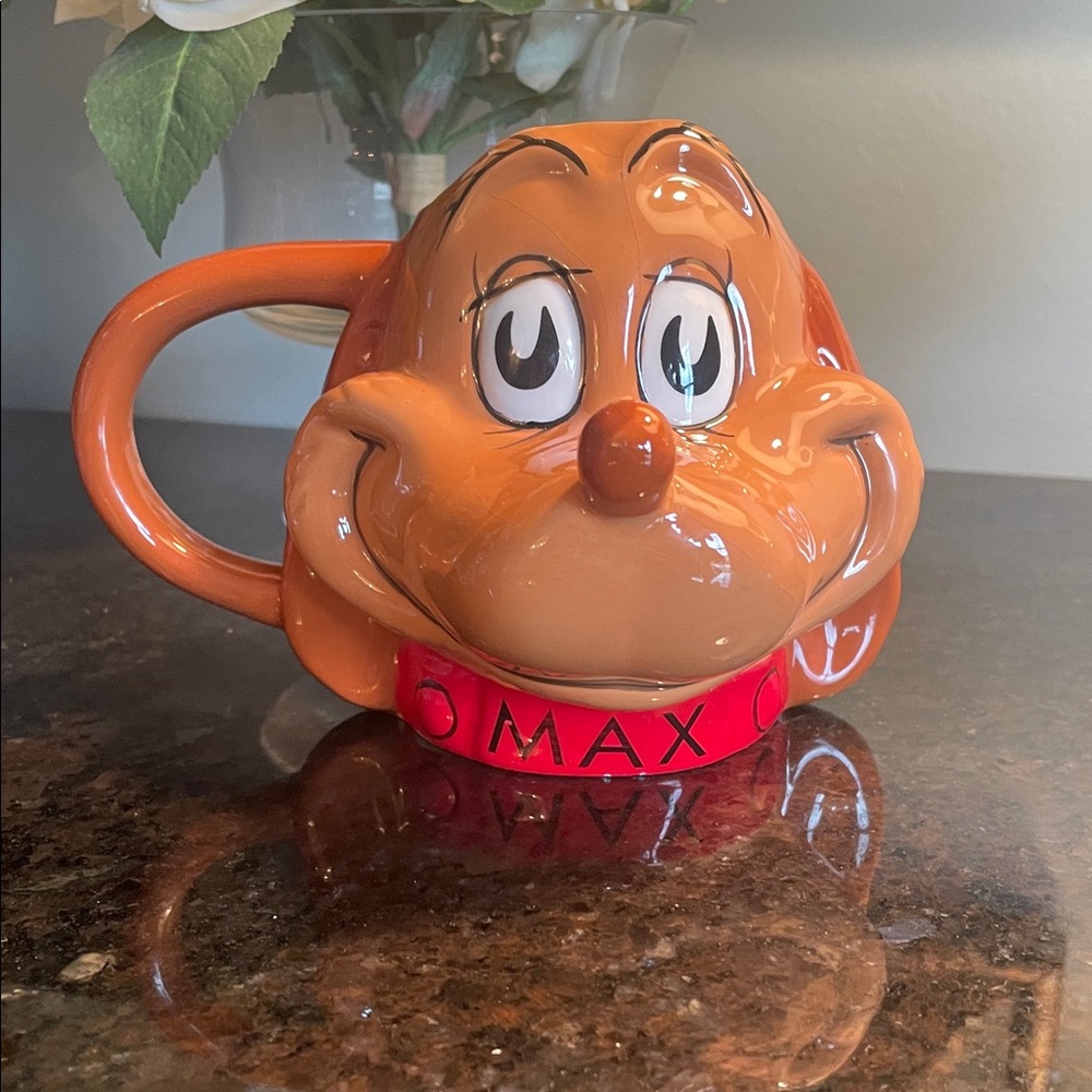 The GRINCH 3-D “Max the Dog” Figural Christmas Coffee Mug Dr Seuss Holiday Cup